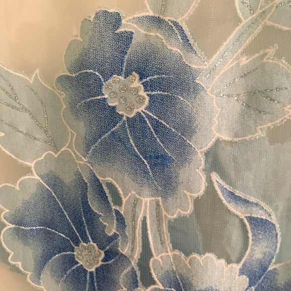 Silky blue scarf, NWOT - Picture 4 of 4